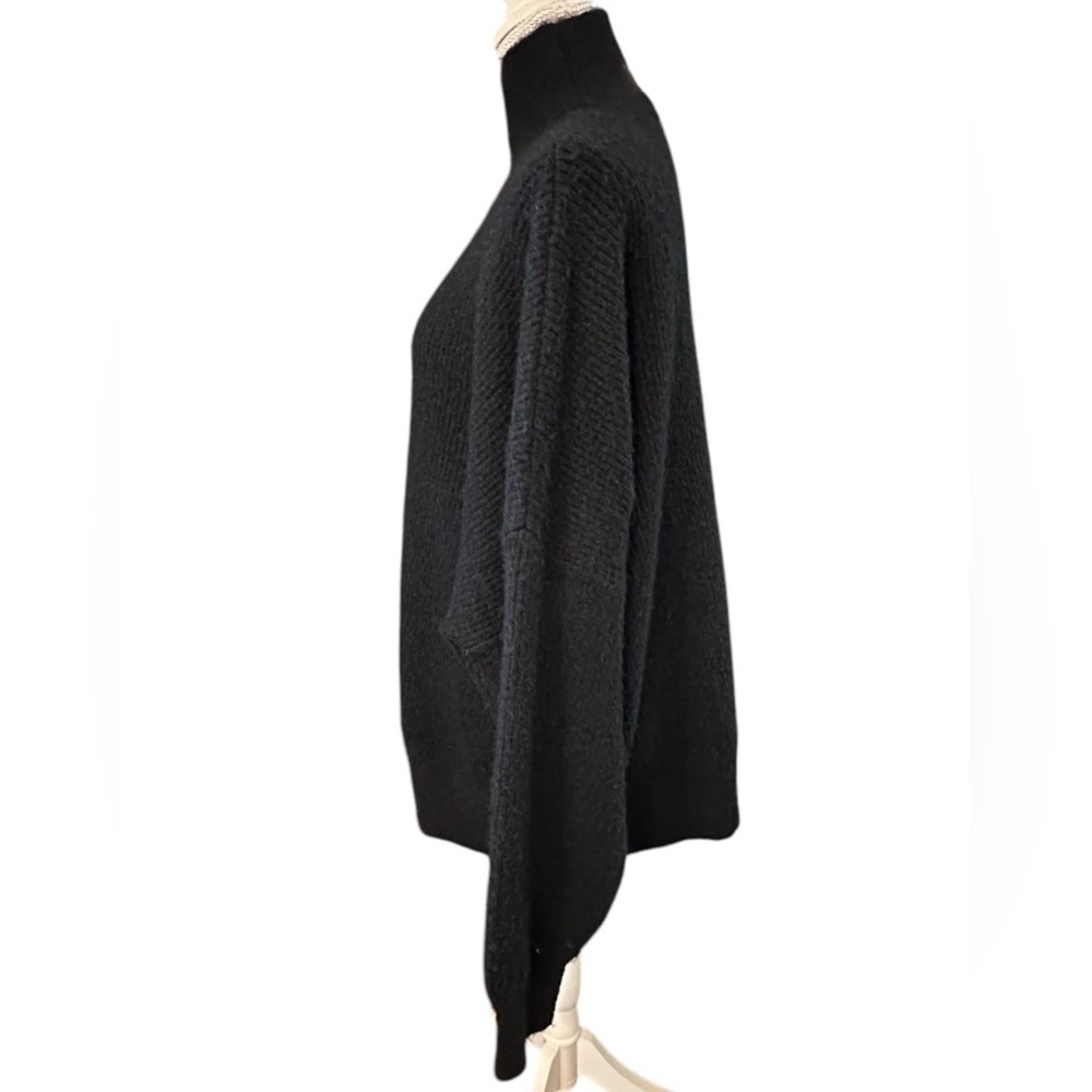 Topshop Black Oversized Comfy Turtleneck Sweater Size Small but will fit XL - Picture 4 of 13